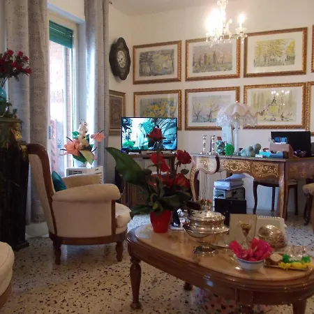 Domus Aurea B&B 오리스타노
