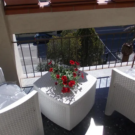Domus Aurea 3*