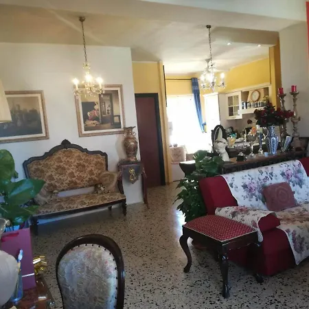Domus Aurea Bed & Breakfast Oristano