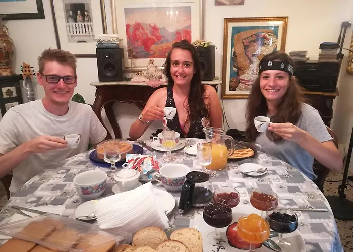 Oda ve Kahvaltı Domus Aurea