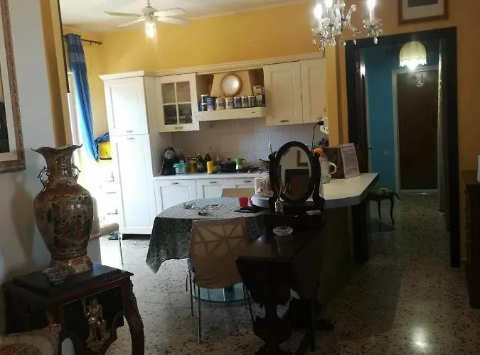 Domus Aurea Oda ve Kahvaltı 3*